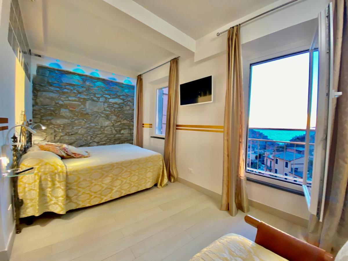 The Manarola Main Plaza Hotel Kültér fotó