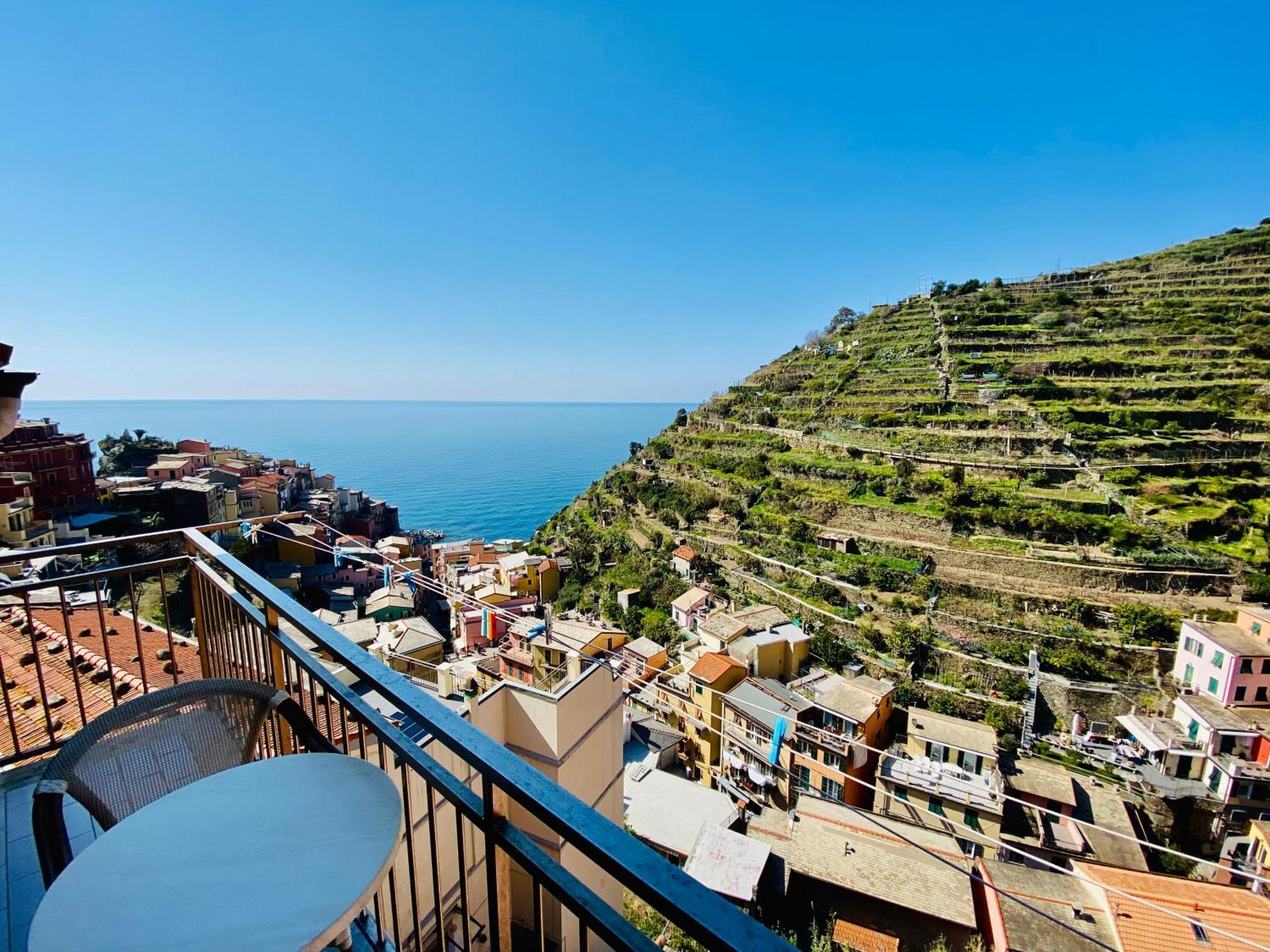 The Manarola Main Plaza Hotel Kültér fotó