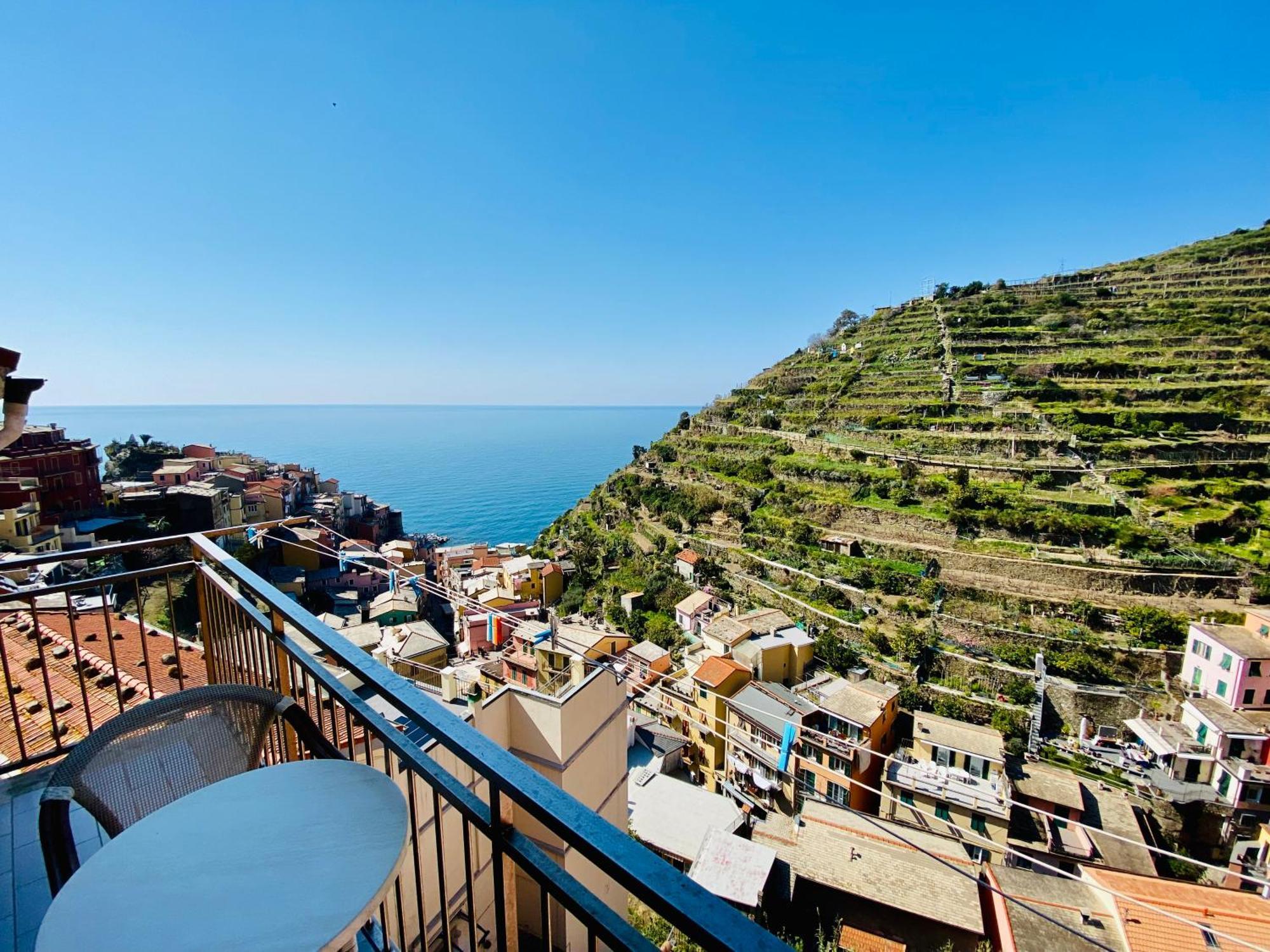 The Manarola Main Plaza Hotel Kültér fotó