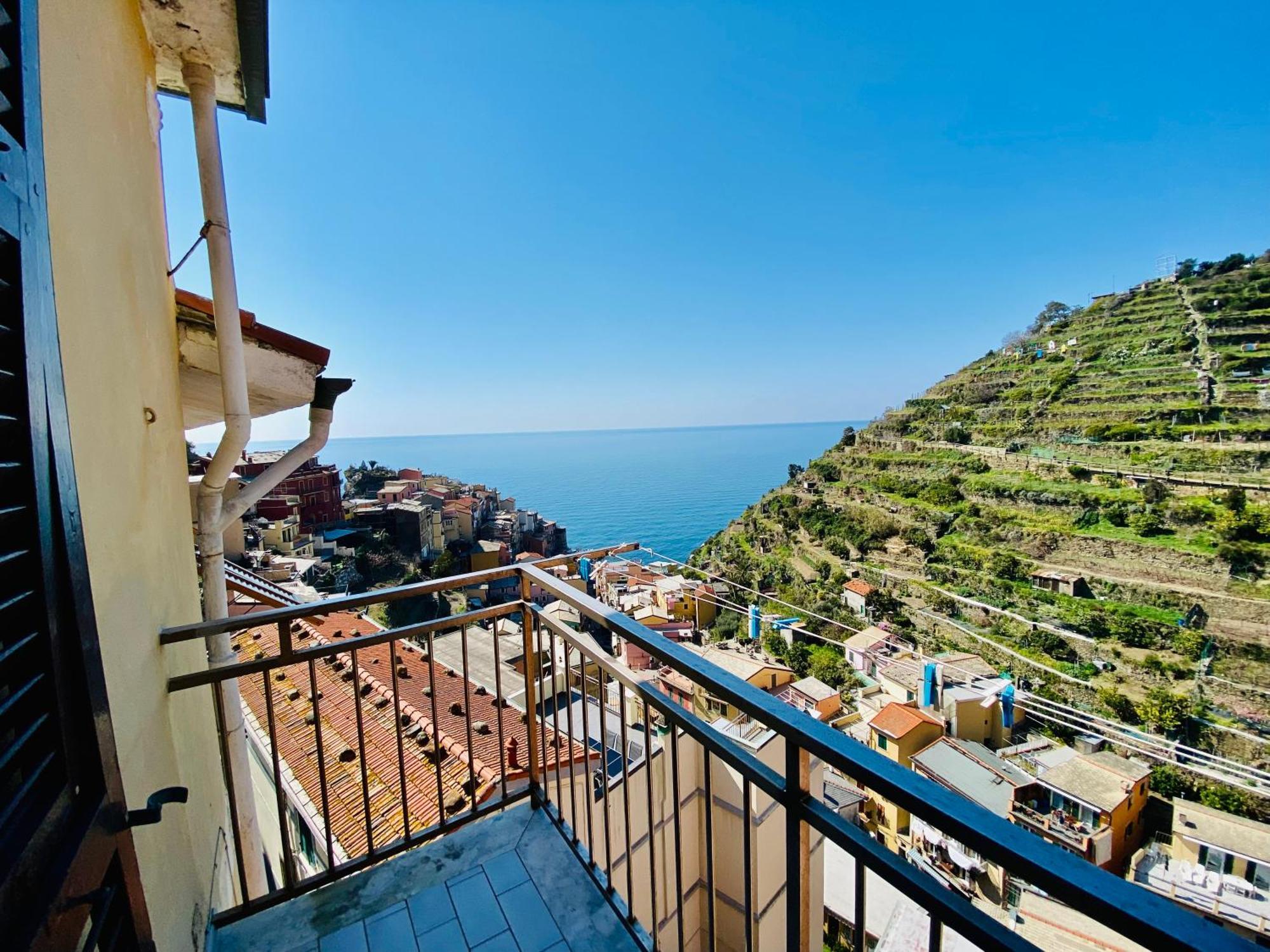 The Manarola Main Plaza Hotel Kültér fotó